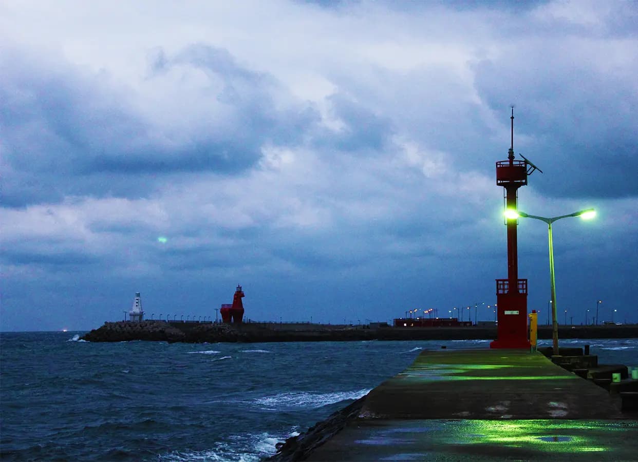 玄沙港口 (Hyeonsapo Port)
