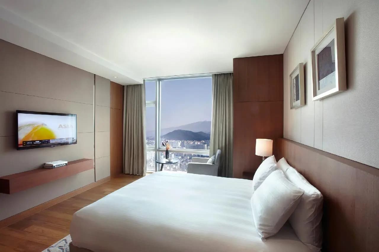 The sun goes down? No problem! <Four Hotels Near Jeju Nighttime Hotspots>