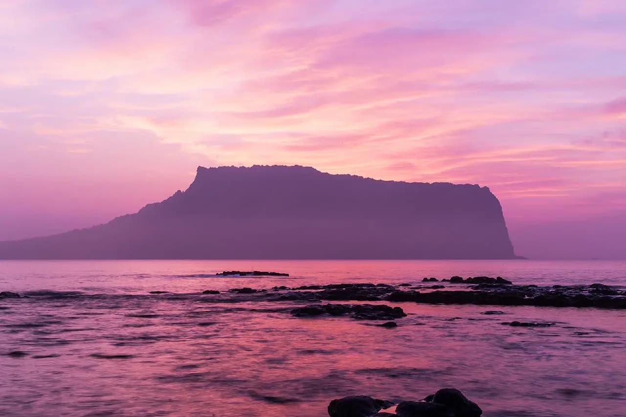 Six Sites for an Unforgettable Journey on Jeju’s East Coast