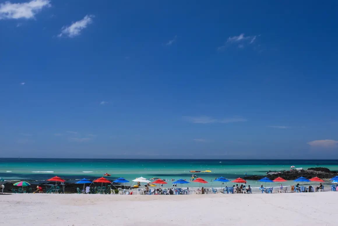 Gwakji Gwamul Beach