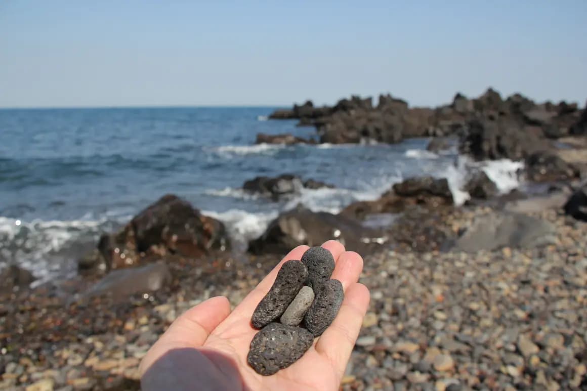 阿扎奇海邊 (Aljakji Beach)
