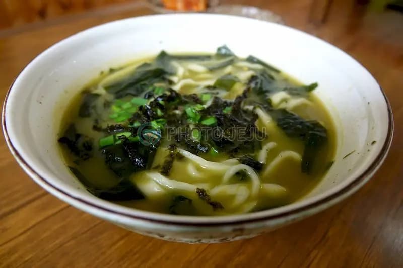 Geumneung Noodle House
