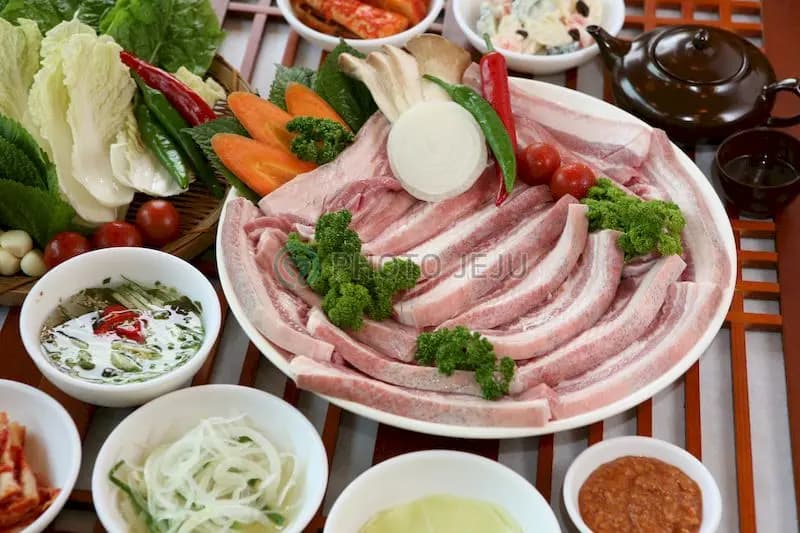 Aewol Black Pork Gogitgan 总店