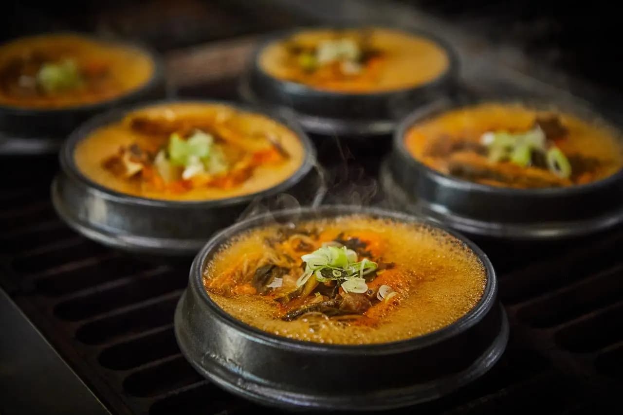 The Haejang Jungmun Main Store (더해장 중문본점)