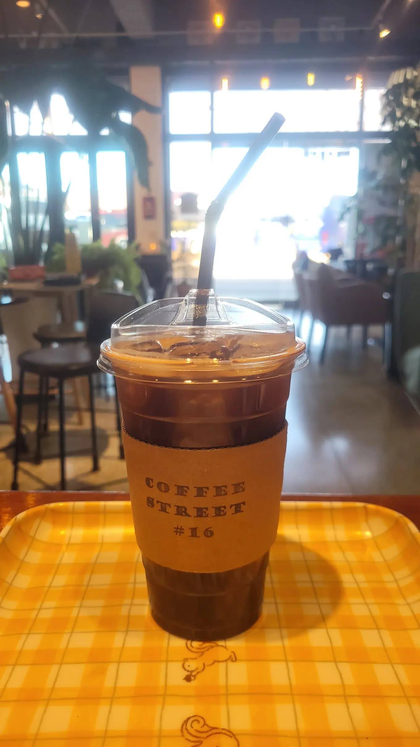 ストリート16 